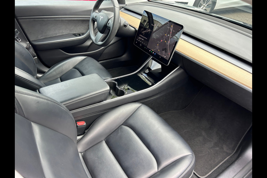 Tesla Model 3 Standard RWD Plus 60 kWh 86% SOH  19INCH 1e Eigenaar NL-Auto