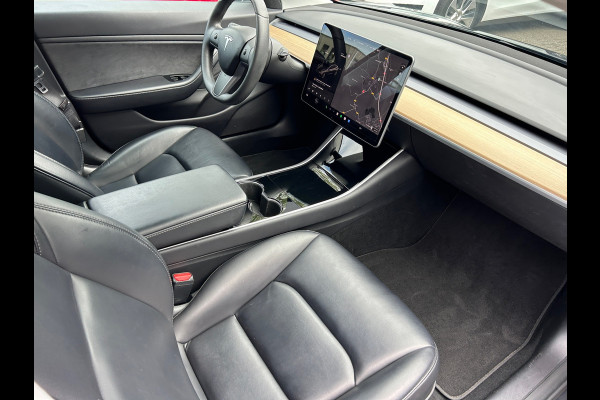 Tesla Model 3 Standard RWD Plus 60 kWh 86% SOH  19INCH 1e Eigenaar NL-Auto