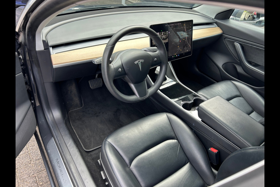 Tesla Model 3 Standard RWD Plus 60 kWh 86% SOH  19INCH 1e Eigenaar NL-Auto