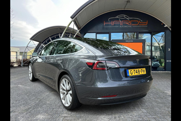 Tesla Model 3 Standard RWD Plus 60 kWh 86% SOH  19INCH 1e Eigenaar NL-Auto