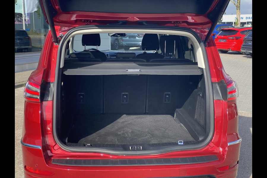 Ford S-Max 2.5 FHEV 5p Vignale 190pk | Full LED | SONY SYNC 3 Navigatie | Stoelverwarmingen en Koeling | Adaptieve Cruise | BLIS | 1.700kg Trekgewicht