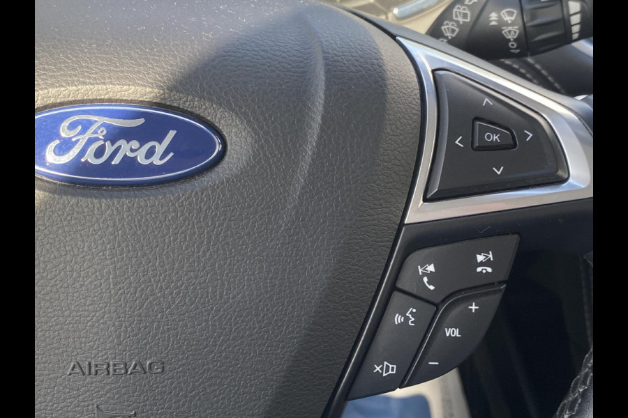 Ford S-Max 2.5 FHEV 5p Vignale 190pk | Full LED | SONY SYNC 3 Navigatie | Stoelverwarmingen en Koeling | Adaptieve Cruise | BLIS | 1.700kg Trekgewicht