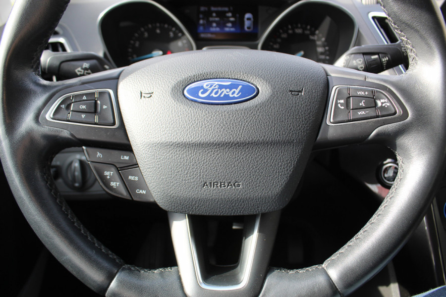 Ford C-MAX 1.0 Titanium , 125pk Climate control , Camera , Trekhaak afneembaar , Cruise Navigatie , Bluetooth , Park. Assist , LED dag rijverlichting