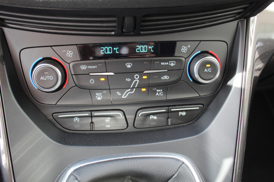 Ford C-MAX 1.0 Titanium , 125pk Climate control , Camera , Trekhaak afneembaar , Cruise Navigatie , Bluetooth , Park. Assist , LED dag rijverlichting