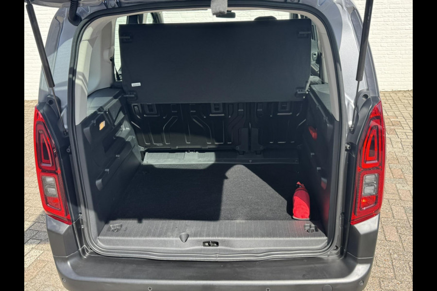 Citroën Berlingo 1.2 PureTech Shine Automaat Cruise control Climate control Achteruitrijcamera Apple Carplay / Android auto