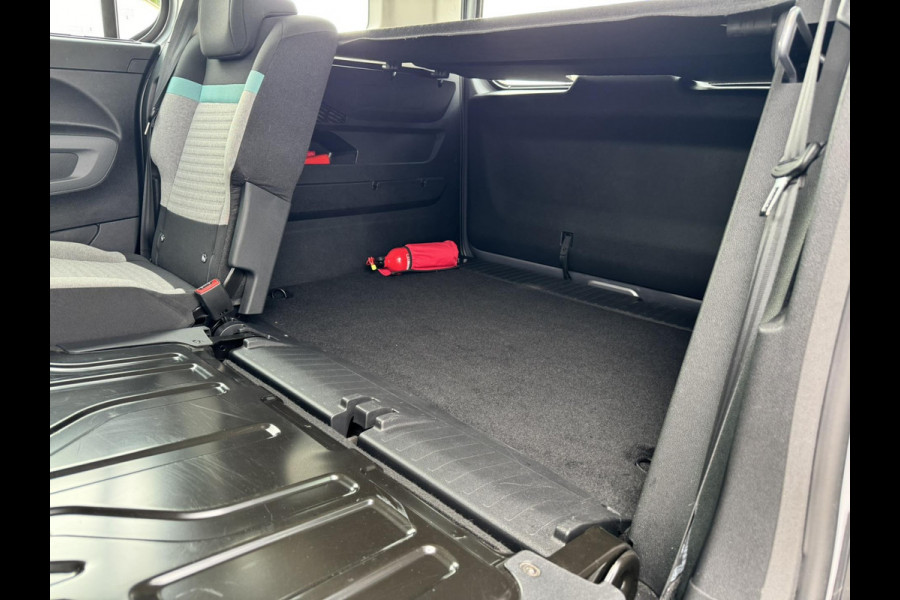 Citroën Berlingo 1.2 PureTech Shine Automaat Cruise control Climate control Achteruitrijcamera Apple Carplay / Android auto