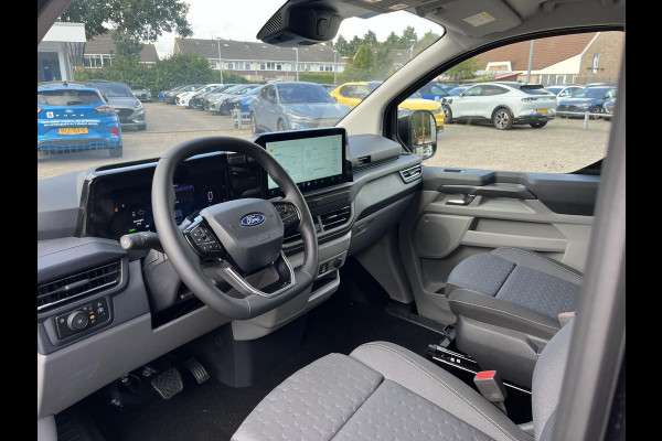 Ford Transit Custom 320 2.5 PHEV L2H1 Limited DC | SCI | 233pk | Dubbele Cabine | Dubbele zijschuifdeur | 12-weg verstel- en verwarmbare AGR Stoelen | Inklapbare trekhaak | 17 inch lichtmetalen velgen | Driver Assistance Pack Premium  | Verwarmbaar stuurwiel | Bekleding zijwand en achterdeuren (volledig) | PRIJS EX. BTW INCL. BPM