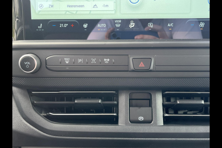 Ford Transit Custom 320 2.5 PHEV L2H1 Limited DC | SCI | 233pk | Dubbele Cabine | Dubbele zijschuifdeur | 12-weg verstel- en verwarmbare AGR Stoelen | Inklapbare trekhaak | 17 inch lichtmetalen velgen | Driver Assistance Pack Premium  | Verwarmbaar stuurwiel | Bekleding zijwand en achterdeuren (volledig) | PRIJS EX. BTW INCL. BPM