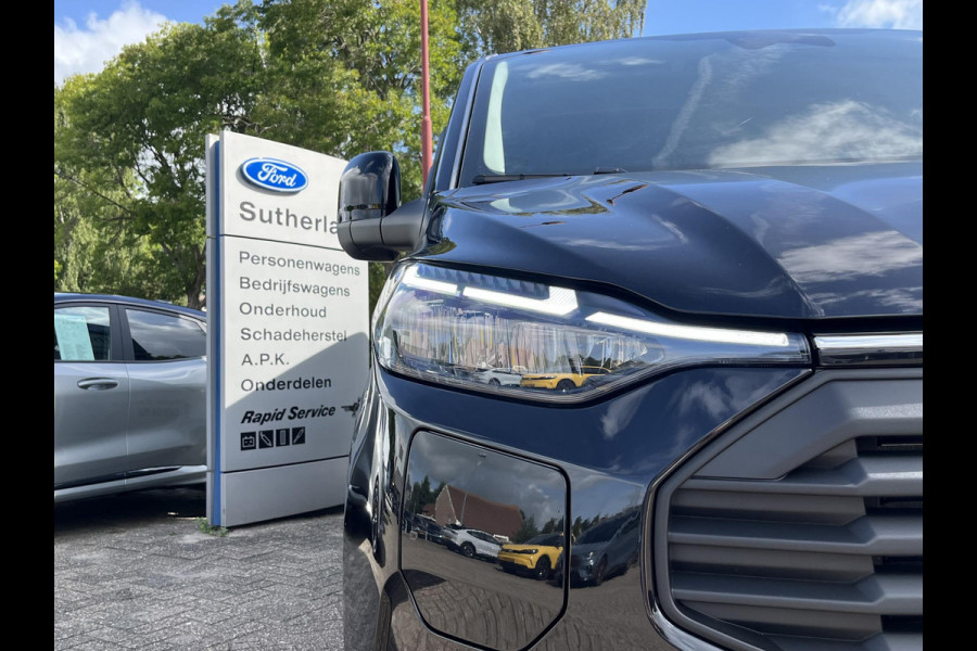 Ford Transit Custom 320 2.5 PHEV L2H1 Limited DC | SCI | 233pk | Dubbele Cabine | Dubbele zijschuifdeur | 12-weg verstel- en verwarmbare AGR Stoelen | Inklapbare trekhaak | 17 inch lichtmetalen velgen | Driver Assistance Pack Premium  | Verwarmbaar stuurwiel | Bekleding zijwand en achterdeuren (volledig) | PRIJS EX. BTW INCL. BPM