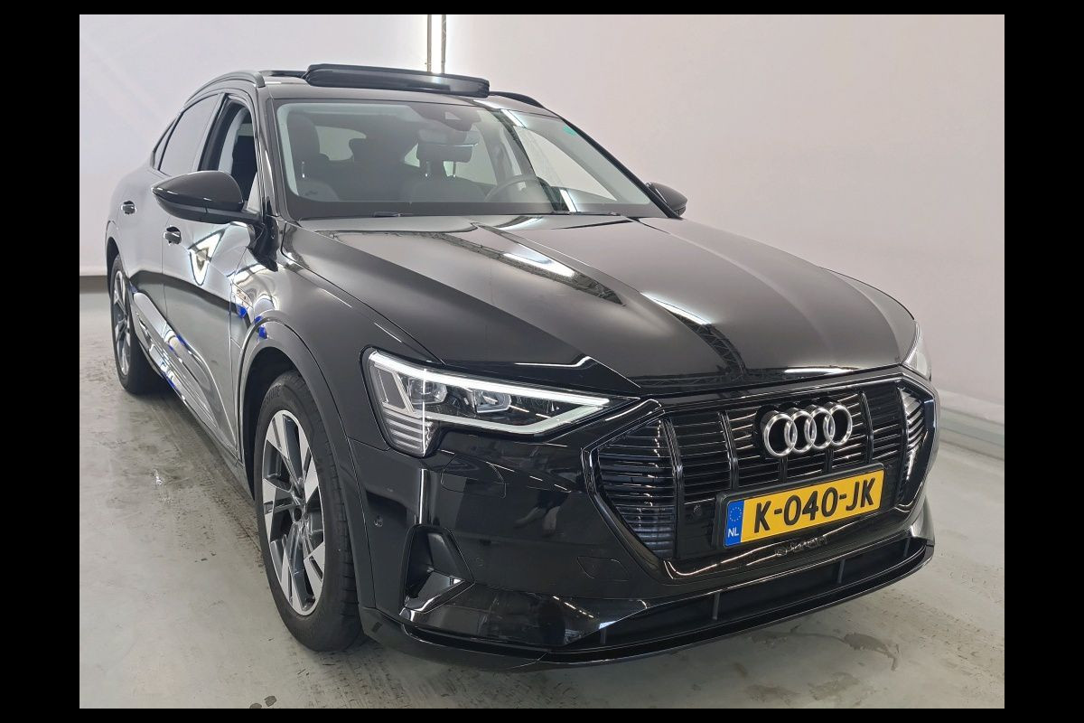 Audi e-tron Sportback 50 quattro Business edition Plus 71 kWh | Black Edition | Panoramadak | Memory Seats | Luchtvering | Adaptive Cruise Control | Apple Carplay | Keyless | Matrix LED | Leder | Stoelverwarming | NAP | Audi e-tron Sportback 50 quattro Business edition Plus 71 kWh | Black Edition | Panoramadak | Memory Seats | Luchtvering | Adaptive Cruise Control | Apple Carplay | Keyless | Matrix LED | Leder | Stoelverwarming | NAP |