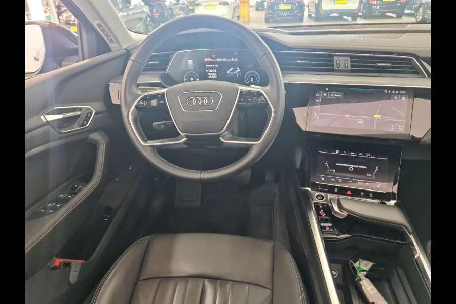 Audi e-tron Sportback 50 quattro Business edition Plus 71 kWh | Black Edition | Panoramadak | Memory Seats | Luchtvering | Adaptive Cruise Control | Apple Carplay | Keyless | Matrix LED | Leder | Stoelverwarming | NAP |