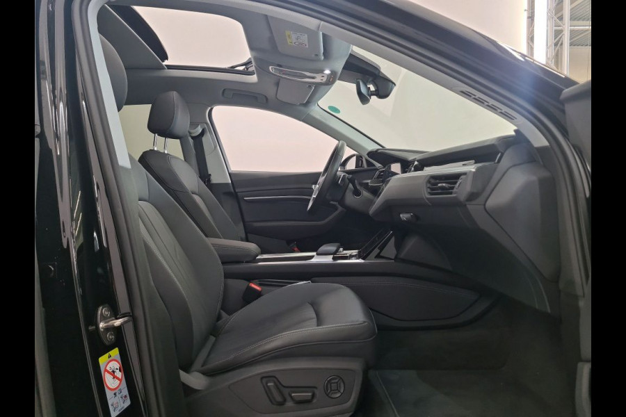 Audi e-tron Sportback 50 quattro Business edition Plus 71 kWh | Black Edition | Panoramadak | Memory Seats | Luchtvering | Adaptive Cruise Control | Apple Carplay | Keyless | Matrix LED | Leder | Stoelverwarming | NAP |