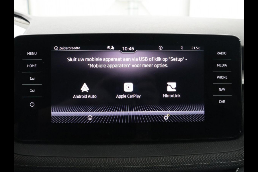 Škoda Fabia 1.0 TSI Business Edition | Carplay | Navigatie | Full LED | Digital Cockpit | Climate control | Parkeerhulp | Cruise control | Sfeerverlichting | DAB | Getint glas