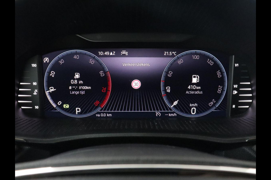 Škoda Fabia 1.0 TSI Business Edition | Carplay | Navigatie | Full LED | Digital Cockpit | Climate control | Parkeerhulp | Cruise control | Sfeerverlichting | DAB | Getint glas