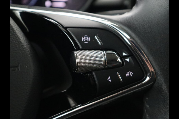 Škoda Fabia 1.0 TSI Business Edition | Carplay | Navigatie | Full LED | Digital Cockpit | Climate control | Parkeerhulp | Cruise control | Sfeerverlichting | DAB | Getint glas