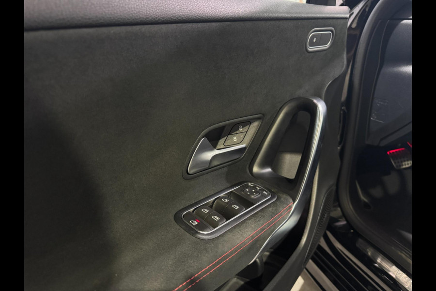 Mercedes-Benz A-Klasse 250 Premium Plus | AMG | Pano | Ambient light | PDC