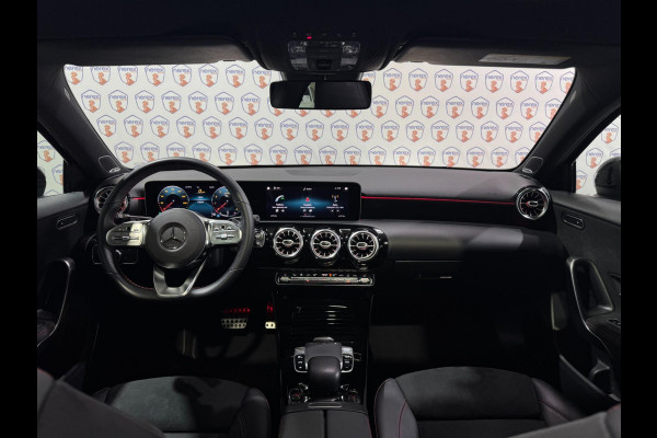 Mercedes-Benz A-Klasse 250 Premium Plus | AMG | Pano | Ambient light | PDC