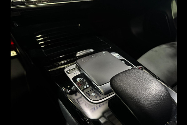 Mercedes-Benz A-Klasse 250 Premium Plus | AMG | Pano | Ambient light | PDC