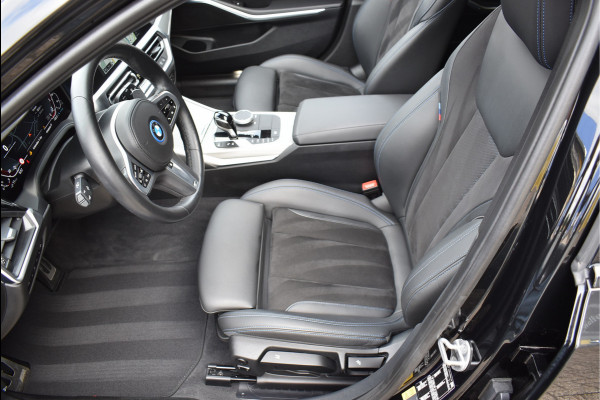 BMW 3 Serie Touring 330e xDrive M-Sport 292 Pk Pano Head-Up Laser Leder 19 Inch