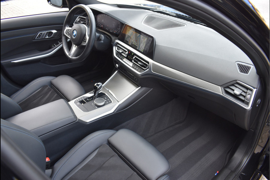BMW 3 Serie Touring 330e xDrive M-Sport 292 Pk Pano Head-Up Laser Leder 19 Inch