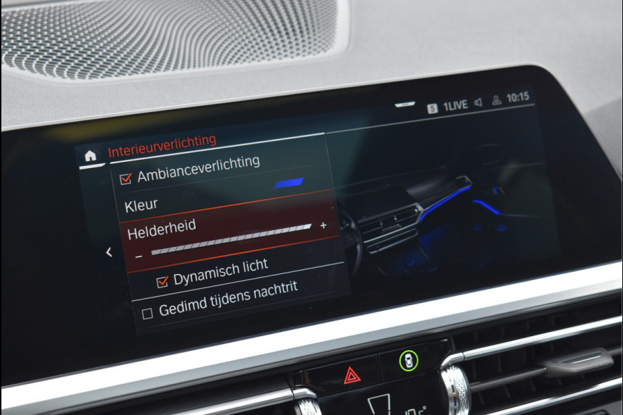 BMW 3 Serie Touring 330e xDrive M-Sport 292 Pk Pano Head-Up Laser Leder 19 Inch