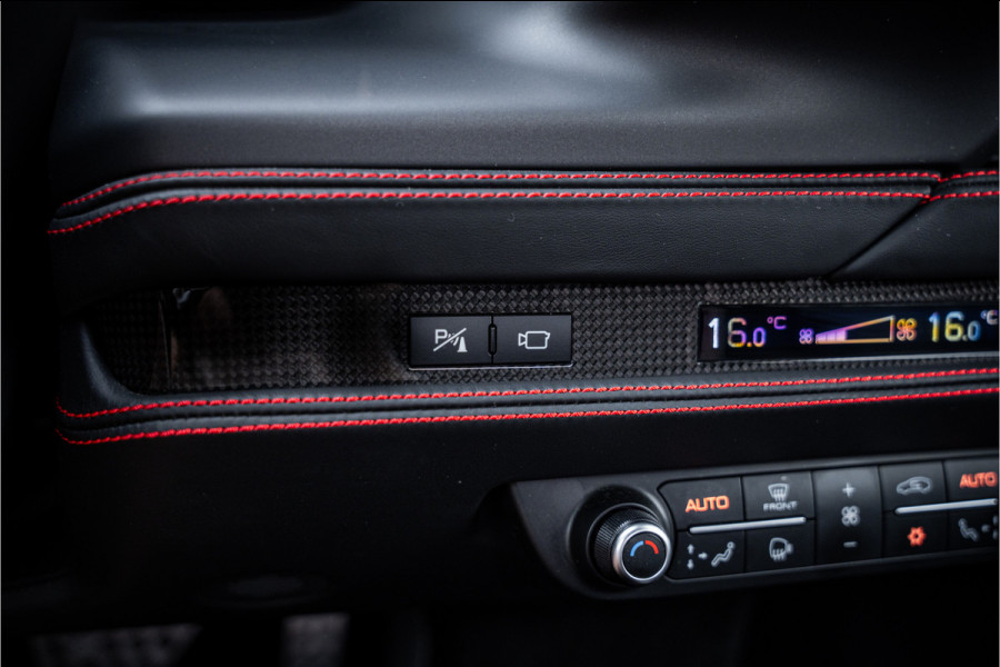 Ferrari F8 Tributo 3.9 V8 HELE - Dealeronderhouden | Nero Daytona | Carbon | Camera