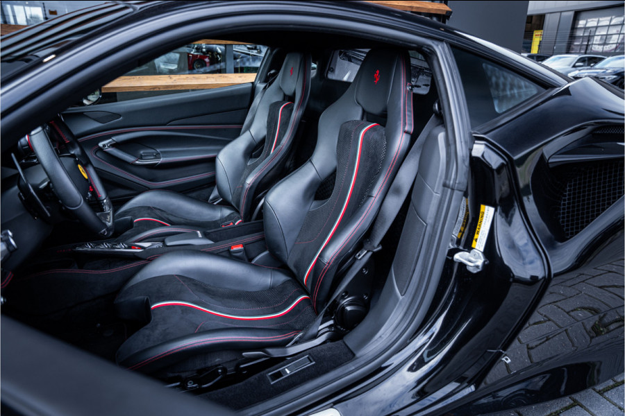 Ferrari F8 Tributo 3.9 V8 HELE - Dealeronderhouden | Nero Daytona | Carbon | Camera
