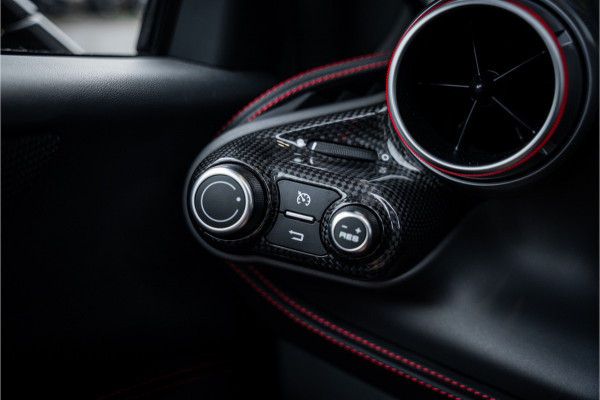 Ferrari F8 Tributo 3.9 V8 HELE - Dealeronderhouden | Nero Daytona | Carbon | Camera