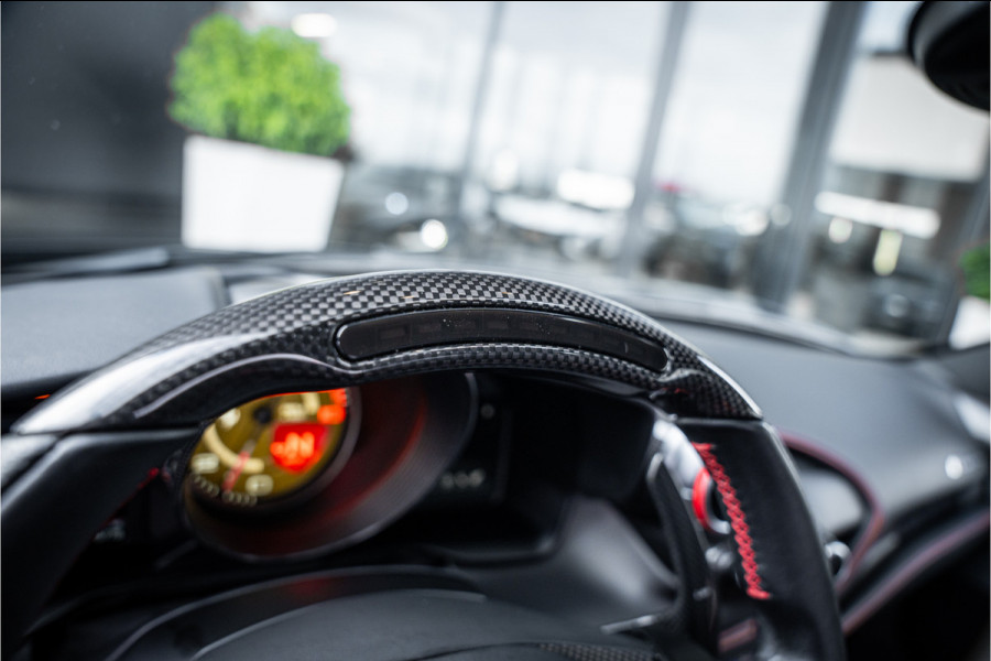 Ferrari F8 Tributo 3.9 V8 HELE - Dealeronderhouden | Nero Daytona | Carbon | Camera