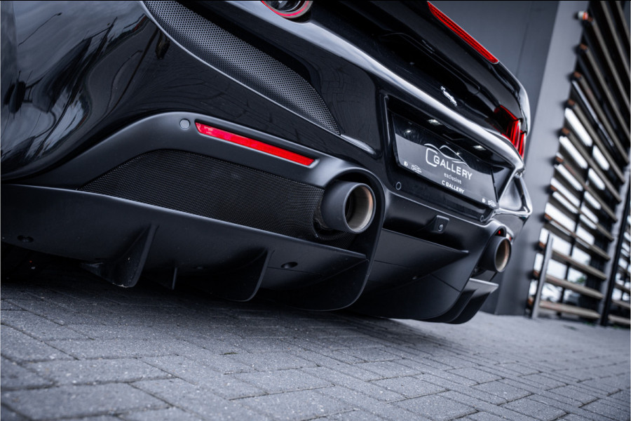 Ferrari F8 Tributo 3.9 V8 HELE - Dealeronderhouden | Nero Daytona | Carbon | Camera