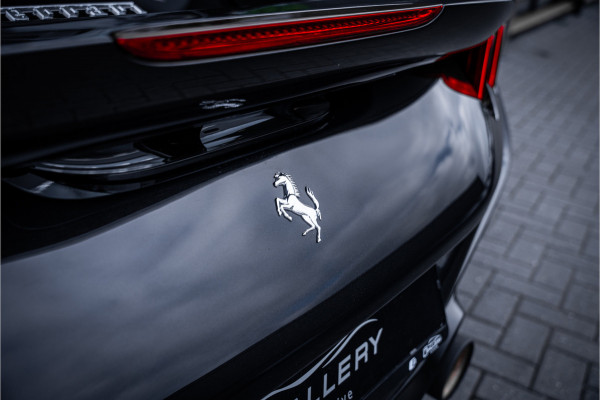 Ferrari F8 Tributo 3.9 V8 HELE - Dealeronderhouden | Nero Daytona | Carbon | Camera