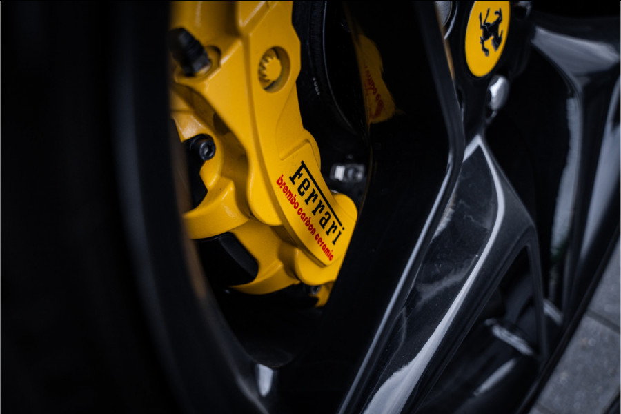 Ferrari F8 Tributo 3.9 V8 HELE - Dealeronderhouden | Nero Daytona | Carbon | Camera