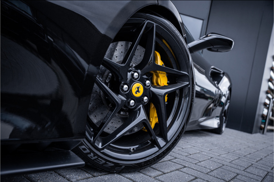 Ferrari F8 Tributo 3.9 V8 HELE - Dealeronderhouden | Nero Daytona | Carbon | Camera