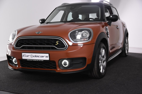 MINI Countryman 2.0 Cooper S E ALL4 *1ste Eigenaar*Navigatie*4x4*PDC* MINI Countryman 2.0 Cooper S E ALL4 *1ste Eigenaar*Navigatie*4x4*PDC*