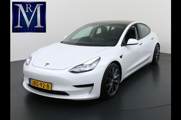 Tesla Model 3 Standard RWD Plus 60 kWh | LFP-accu | Facelift model | Elektrische kofferbak | 19-inch velgen | Panoramadak | Autopilot | Performance spoiler | Rijklaar met 12 maanden BOVAG-garantie