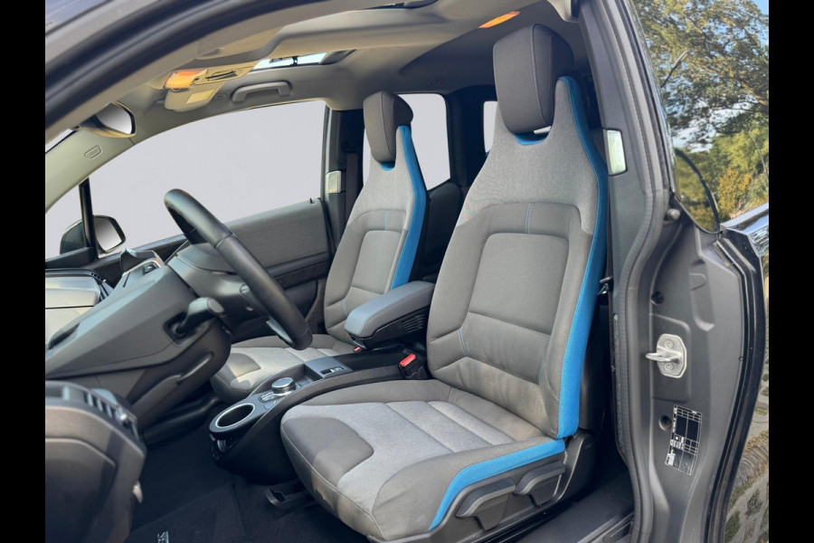 BMW i3 S 120Ah 42 kWh, panoramadak, harman/CARDON, achteruitrijcamera, 20 inch, vele opties