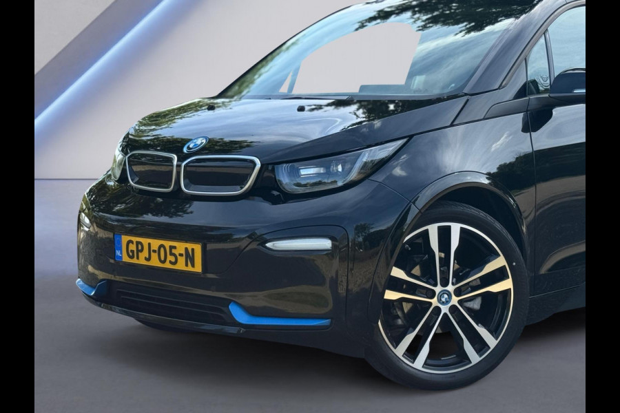 BMW i3 S 120Ah 42 kWh, panoramadak, harman/CARDON, achteruitrijcamera, 20 inch, vele opties