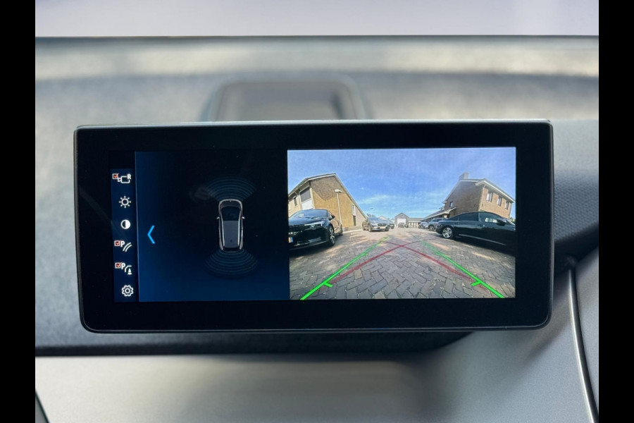 BMW i3 S 120Ah 42 kWh, panoramadak, harman/CARDON, achteruitrijcamera, 20 inch, vele opties