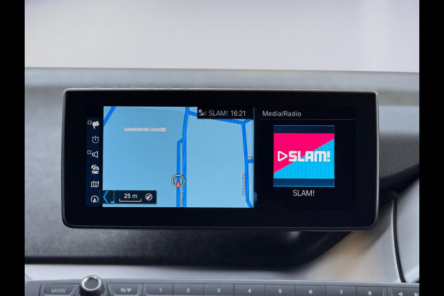 BMW i3 S 120Ah 42 kWh, panoramadak, harman/CARDON, achteruitrijcamera, 20 inch, vele opties
