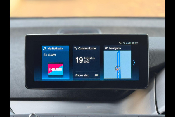BMW i3 S 120Ah 42 kWh, panoramadak, harman/CARDON, achteruitrijcamera, 20 inch, vele opties