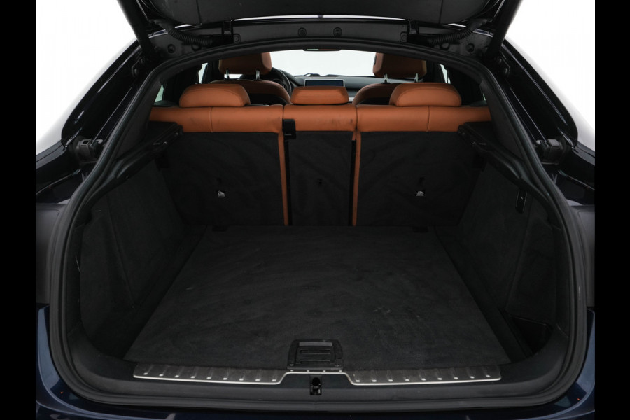 BMW X6 M50d M-Sport-Pack Innovation-Pack Aut. *PANO | LUXURY-LEATHER | FULL-LED | HARMAN/KARDON-SURROUND | MEMORY-PACK | TOPVIEW | HEAD-UP | NAVI-FULLMAP | SHIFT-PADDLES | CRUISE | HEATED-SPORTSEATS | 20''ALU* BMW X6 M50d M-Sport-Pack Innovation-Pack Aut. *PANO | LUXURY-LEATHER | FULL-LED | HARMAN/KARDON-SURROUND | MEMORY-PACK | TOPVIEW | HEAD-UP | NAVI-FULLMAP | SHIFT-PADDLES | CRUISE | HEATED-SPORTSEATS | 20''ALU*