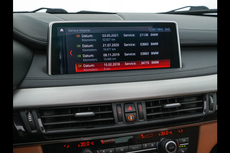 BMW X6 M50d M-Sport-Pack Innovation-Pack Aut. *PANO | LUXURY-LEATHER | FULL-LED | HARMAN/KARDON-SURROUND | MEMORY-PACK | TOPVIEW | HEAD-UP | NAVI-FULLMAP | SHIFT-PADDLES | CRUISE | HEATED-SPORTSEATS | 20''ALU* BMW X6 M50d M-Sport-Pack Innovation-Pack Aut. *PANO | LUXURY-LEATHER | FULL-LED | HARMAN/KARDON-SURROUND | MEMORY-PACK | TOPVIEW | HEAD-UP | NAVI-FULLMAP | SHIFT-PADDLES | CRUISE | HEATED-SPORTSEATS | 20''ALU*