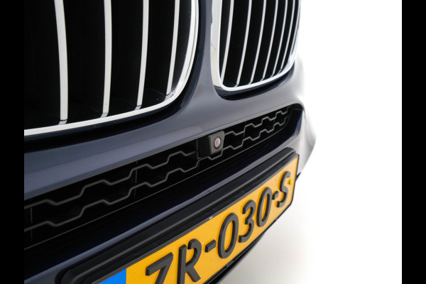 BMW X6 M50d M-Sport-Pack Innovation-Pack Aut. *PANO | LUXURY-LEATHER | FULL-LED | HARMAN/KARDON-SURROUND | MEMORY-PACK | TOPVIEW | HEAD-UP | NAVI-FULLMAP | SHIFT-PADDLES | CRUISE | HEATED-SPORTSEATS | 20''ALU* BMW X6 M50d M-Sport-Pack Innovation-Pack Aut. *PANO | LUXURY-LEATHER | FULL-LED | HARMAN/KARDON-SURROUND | MEMORY-PACK | TOPVIEW | HEAD-UP | NAVI-FULLMAP | SHIFT-PADDLES | CRUISE | HEATED-SPORTSEATS | 20''ALU*