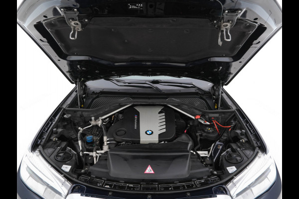 BMW X6 M50d M-Sport-Pack Innovation-Pack Aut. *PANO | LUXURY-LEATHER | FULL-LED | HARMAN/KARDON-SURROUND | MEMORY-PACK | TOPVIEW | HEAD-UP | NAVI-FULLMAP | SHIFT-PADDLES | CRUISE | HEATED-SPORTSEATS | 20''ALU* BMW X6 M50d M-Sport-Pack Innovation-Pack Aut. *PANO | LUXURY-LEATHER | FULL-LED | HARMAN/KARDON-SURROUND | MEMORY-PACK | TOPVIEW | HEAD-UP | NAVI-FULLMAP | SHIFT-PADDLES | CRUISE | HEATED-SPORTSEATS | 20''ALU*