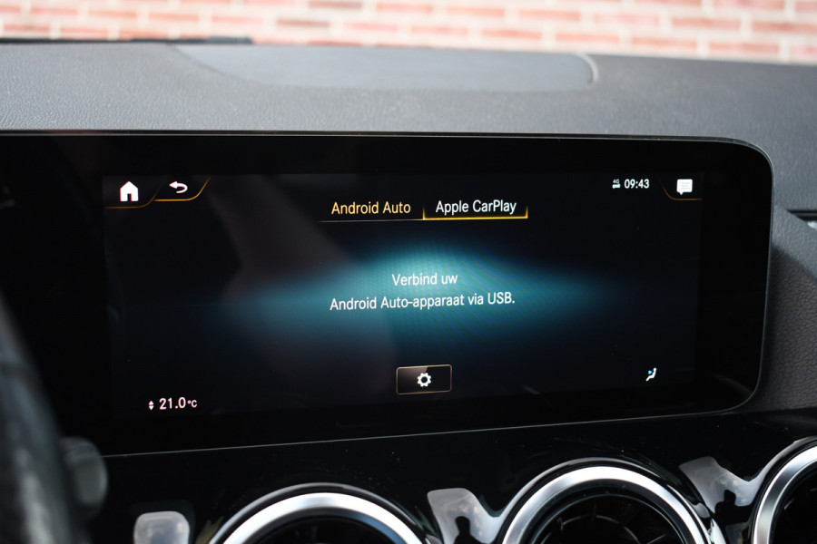 Mercedes-Benz GLA 250 e AMG Pano Night Camera