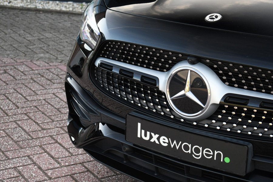Mercedes-Benz GLA 250 e AMG Pano Night Camera