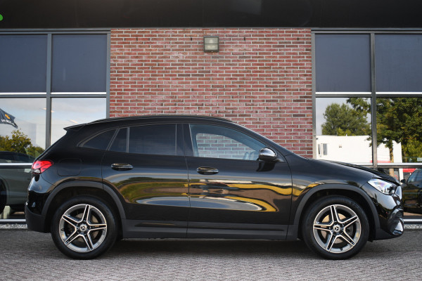 Mercedes-Benz GLA 250 e AMG Pano Night Camera