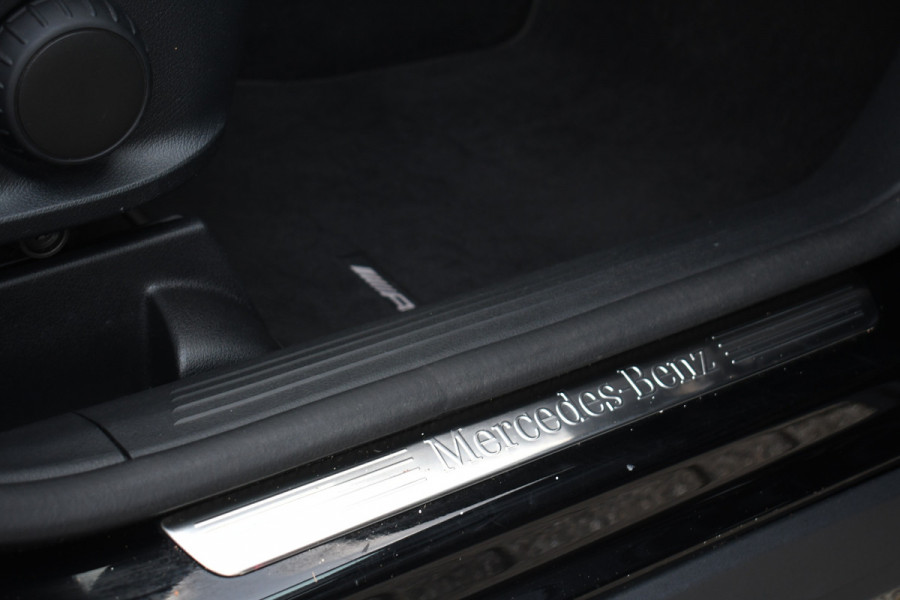 Mercedes-Benz GLA 250 e AMG Pano Night Camera