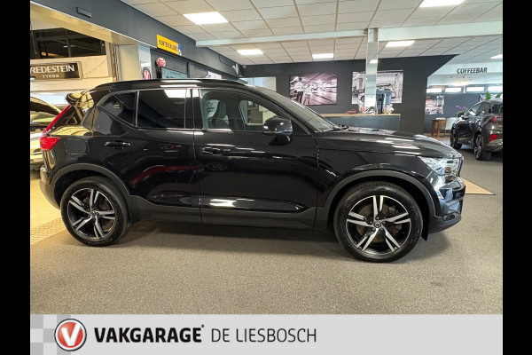 Volvo XC40 1.5 T5 Recharge Inscription / Panoramadak / pilot-assist / trekhaak / harman-kardon