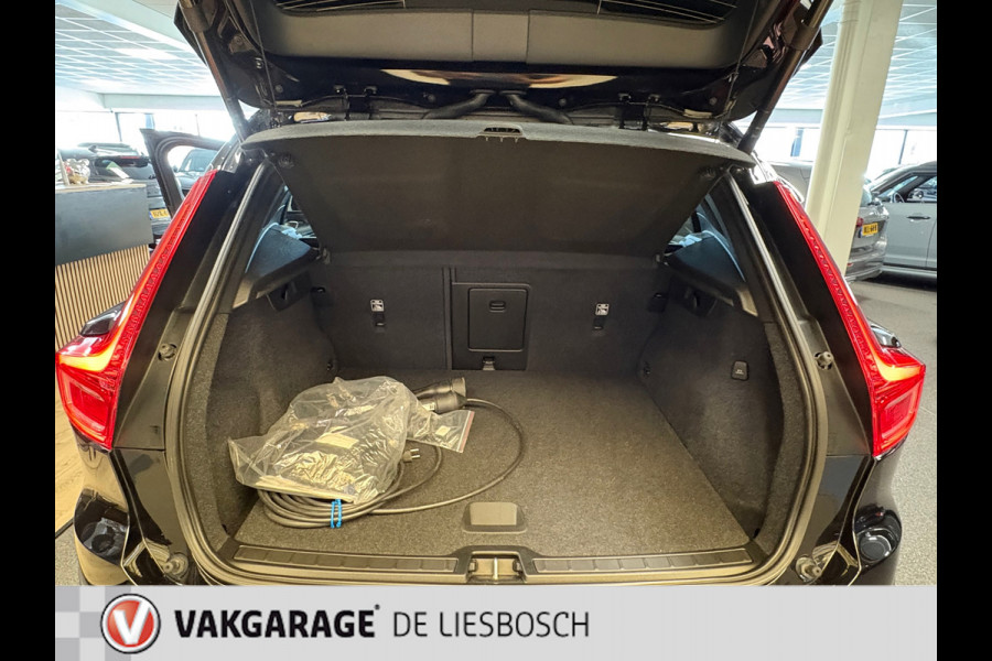 Volvo XC40 1.5 T5 Recharge Inscription / Panoramadak / pilot-assist / trekhaak / harman-kardon